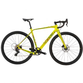 Cinelli King Zydeco Ekar Carbon Gravel Bike - A WATERPROOF AND DURABLE PERTEX JACKET PERFECT FOR HITTING THE TRAILS