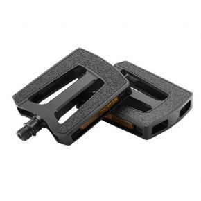 Giant Momentum City Pedal - Go the distance with these super-durable, lightweight pedals